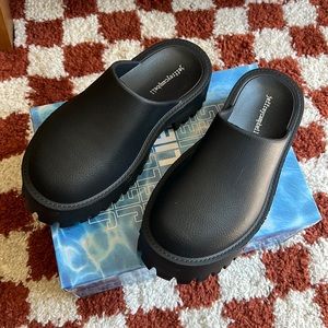 never worn nwt jeffrey campbell clogge platform mules black size 7